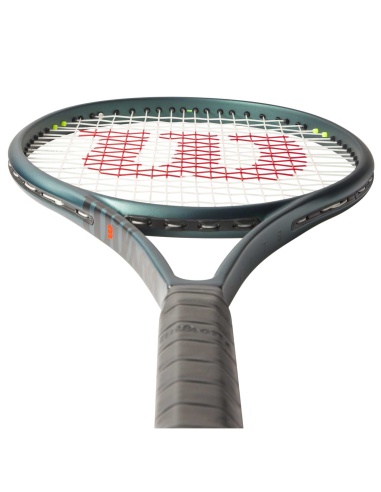 Wilson Blade V 100UL – Leggerezza estrema, feeling Blade